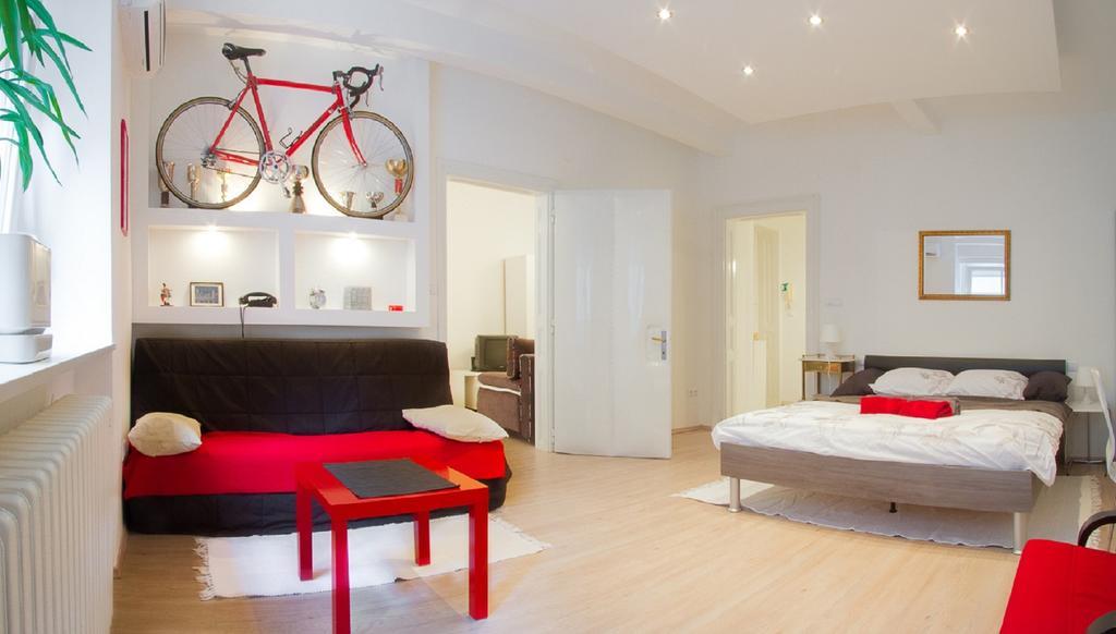 Apartment Red Bike Ζάγκρεμπ Δωμάτιο φωτογραφία